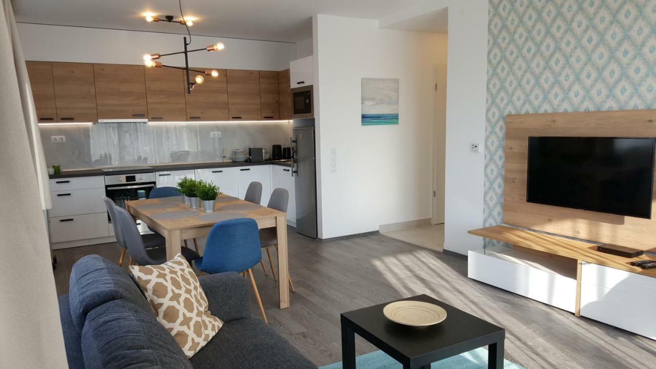 Lelle Resort Cb34 Балатонлеле Екстериор снимка