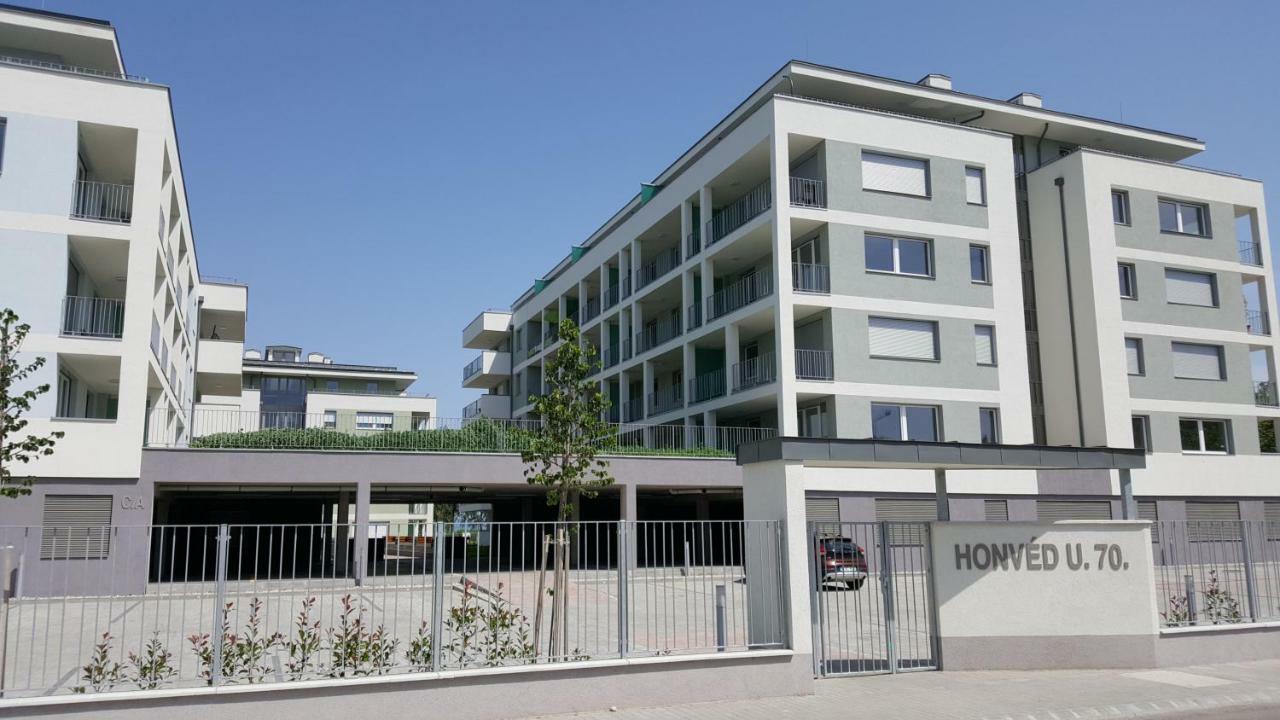 Lelle Resort Cb34 Балатонлеле Екстериор снимка