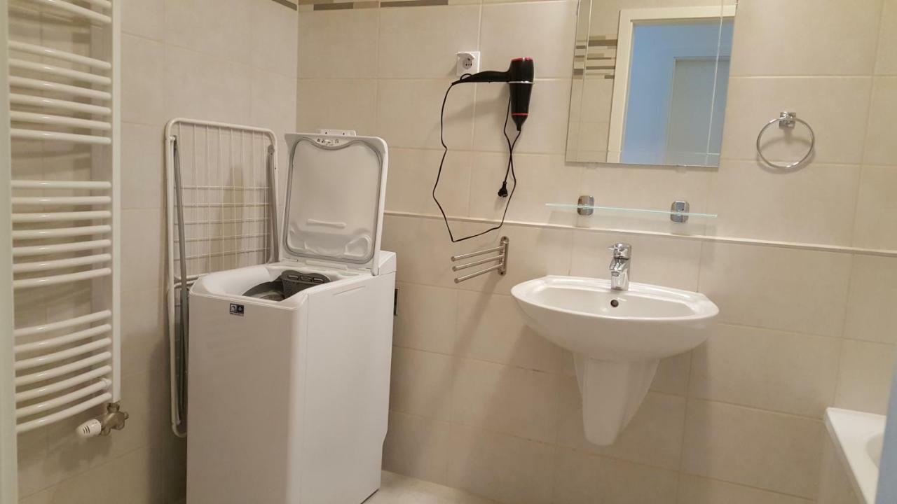 Lelle Resort Cb34 Балатонлеле Екстериор снимка
