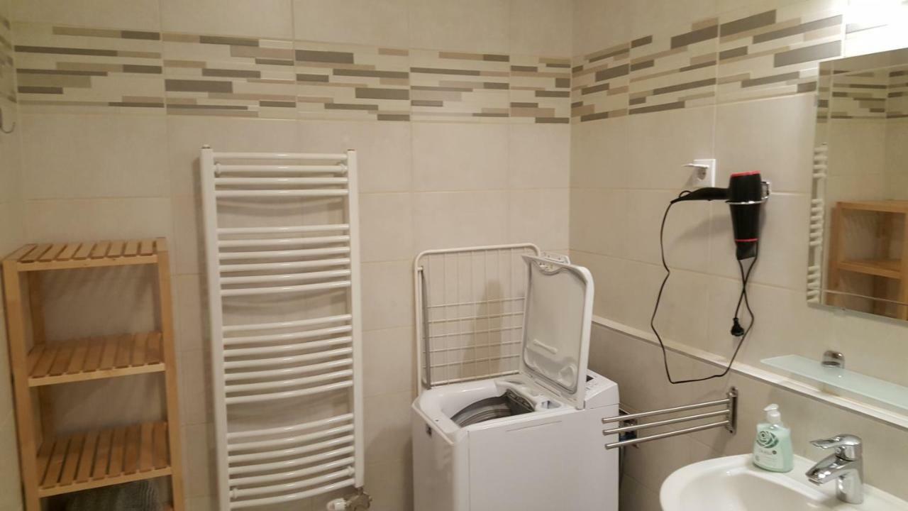 Lelle Resort Cb34 Балатонлеле Екстериор снимка